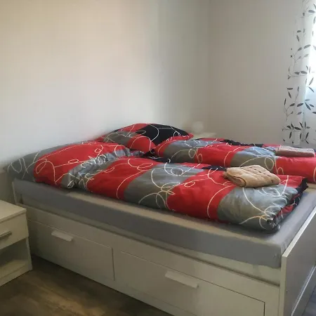 Pod Mezu 4* Hlohovec