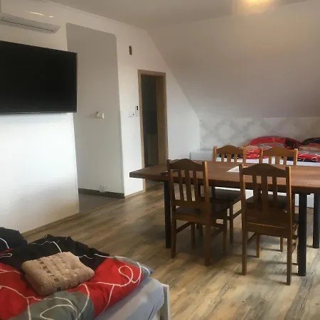 Ubytování Pod Mezu 4* Hlohovec